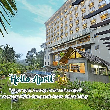Famvida Hotel Lubuklinggau ภายนอก รูปภาพ