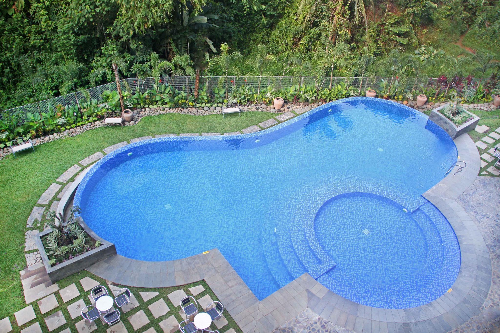 Famvida Hotel Lubuklinggau ภายนอก รูปภาพ